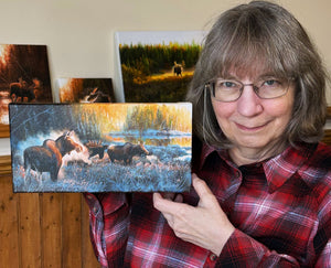 Tableau original de Gisèle Benoit peintre animalière et naturaliste, huile sur toile, scène de la faune canadienne, galerie d’art, Centre Monique et Gisèle Benoit, Sainte-Anne-des-Monts, Gaspésie, art animalier, musée, exposition, peintures, cadres. Scène d'automne, orignaux, cervidés.