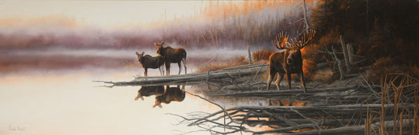 Tasses de collection faites à partir de l’œuvre originale de Gisèle Benoit peintre animalière et naturaliste, galerie d’art, Centre Monique et Gisèle Benoit, Sainte-Anne-des-Monts, Gaspésie, art animalier, musée, exposition, peintures, cadres. Orignaux, cervidés, scène d'automne.