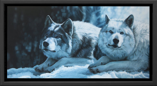 Giclée sur toile, reproduction haut de gamme de l’œuvre originale de Gisèle Benoit peintre animalière et naturaliste, galerie d’art, Centre Monique et Gisèle Benoit, Sainte-Anne-des-Monts, Gaspésie, art animalier, musée, exposition, peintures, cadres. Loups gris, prédateurs, scène d'hiver.