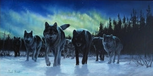 Giclée sur toile, reproduction haut de gamme de l’œuvre originale de Gisèle Benoit peintre animalière et naturaliste, galerie d’art, Centre Monique et Gisèle Benoit, Sainte-Anne-des-Monts, Gaspésie, art animalier, musée, exposition, peintures, cadres. Loups gris, prédateurs, scène d'hiver.