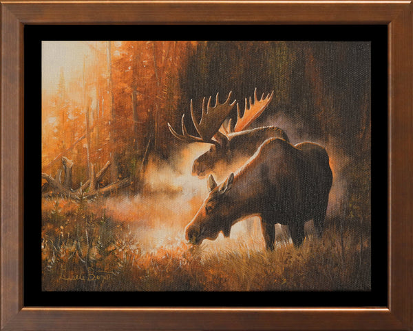Giclée sur toile, reproduction haut de gamme de l’œuvre originale de Gisèle Benoit peintre animalière et naturaliste, galerie d’art, Centre Monique et Gisèle Benoit, Sainte-Anne-des-Monts, Gaspésie, art animalier, musée, exposition, peintures, cadres. Scène d'automne, orignal, oiseaux, cervidé.